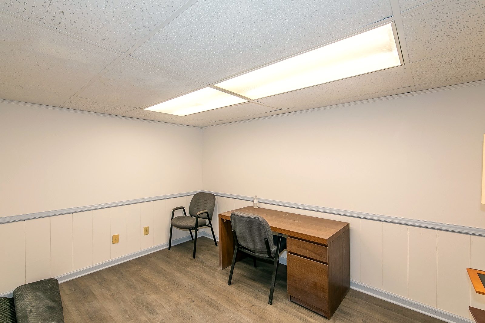 Representative private office at 124 South Main