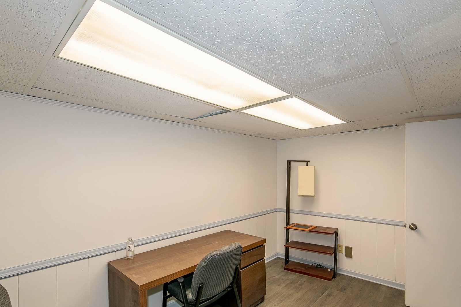 Representative private office at 124 South Main